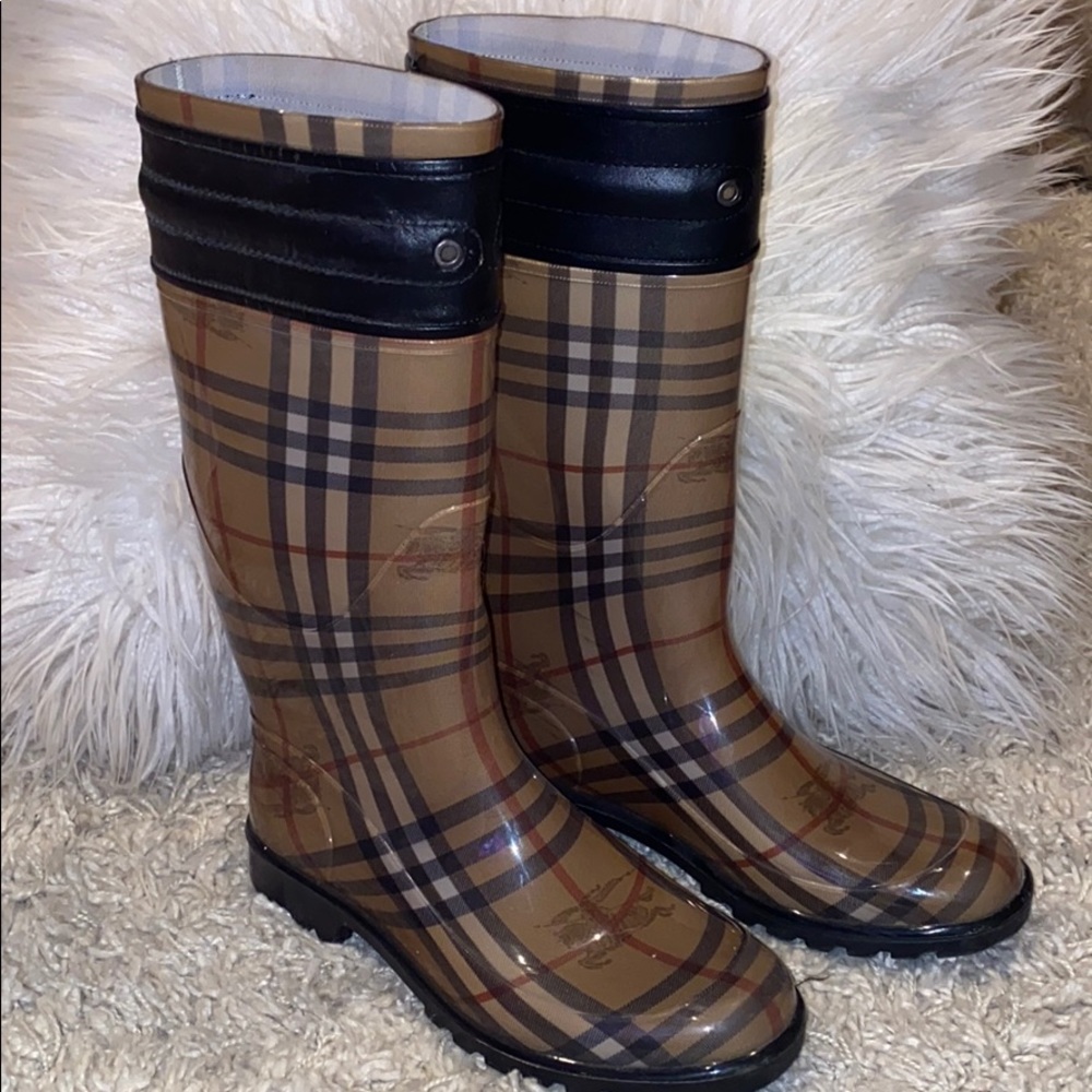 Burberry rain boots